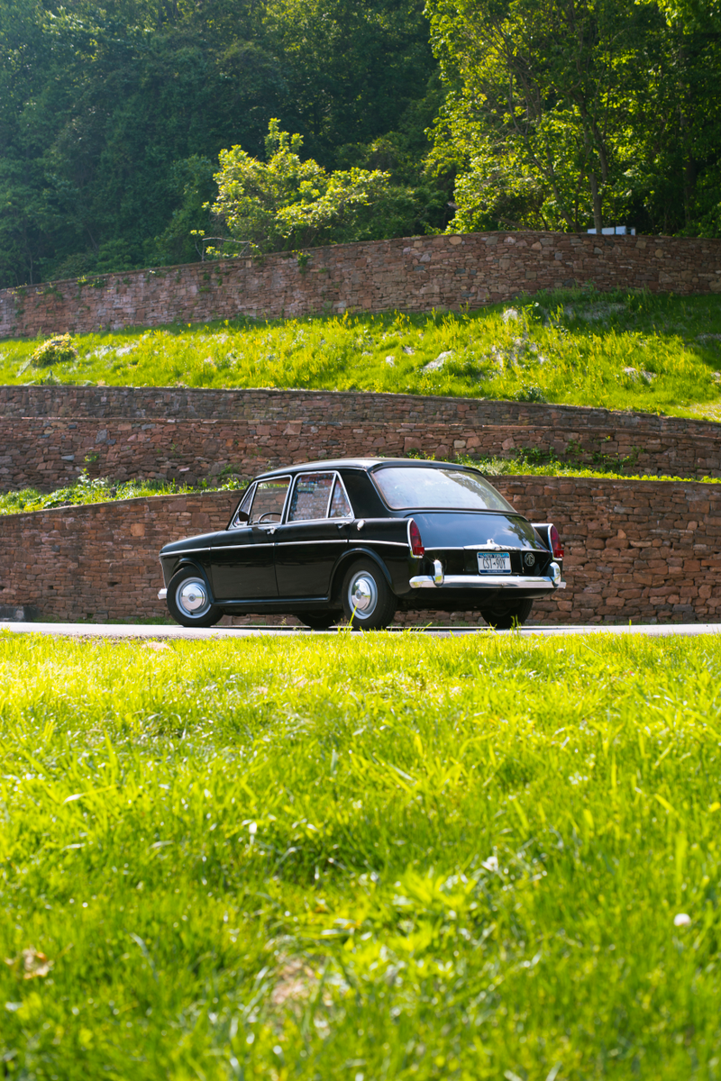 That’s a trunk back there, not a hatchback. What a silly old car. Photo Credit: Raphael Orlove